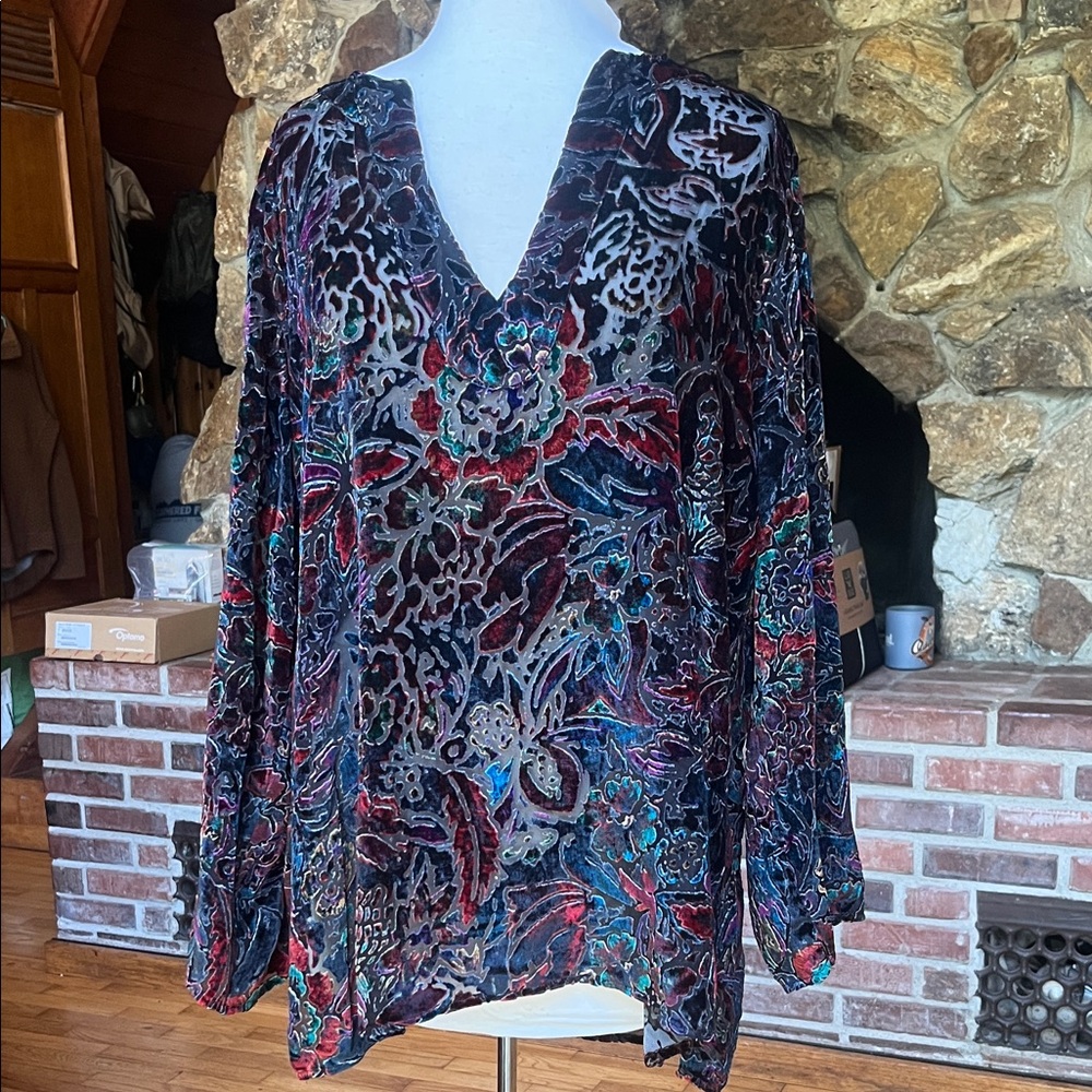 Chico's Multicolor Velvet Floral Burnout Tunic